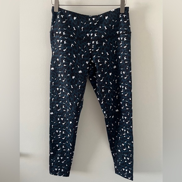 Zella | leopard print cropped leggings - Picture 6 of 6